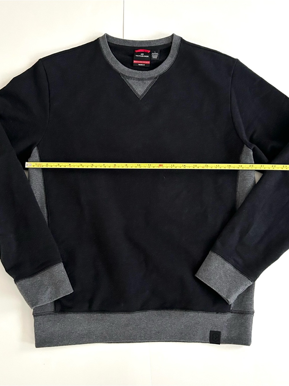 Victorinox Swiss Army Knife Cotton Sweatshirt - Size L Tailored Fit - Mens - Picture 8 of 9